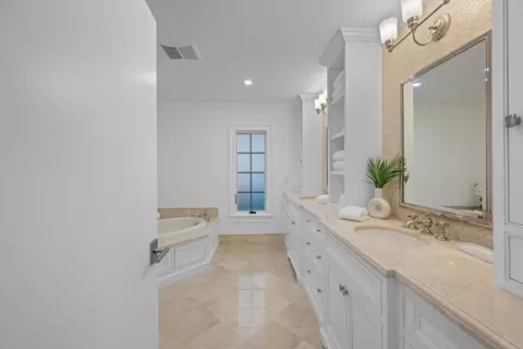 Bath - 204 Birkdale Ln, Jupiter, FL 33458 photo 3 of 11