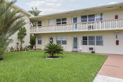 112 Salisbury #E, West Palm Beach, FL 33417