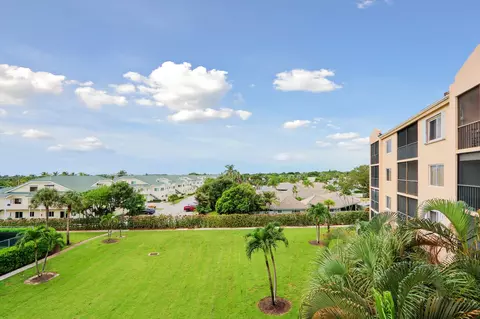Exterior - 275 Palm Ave #A404, Jupiter, FL 33477 photo 2 of 18