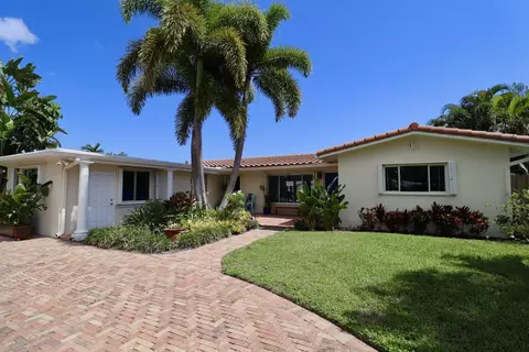 2208 NE 19th Ave, Wilton Manors, FL 33305