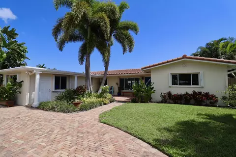 2208 NE 19th Ave, Wilton Manors, FL 33305
