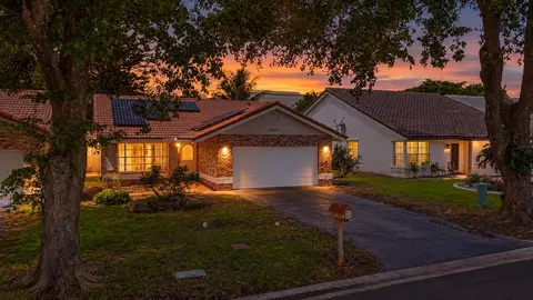 2872 NW 95th Ave, Coral Springs, FL 33065