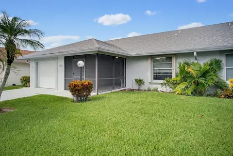5253 Crystal Anne Dr, West Palm Beach, FL 33417