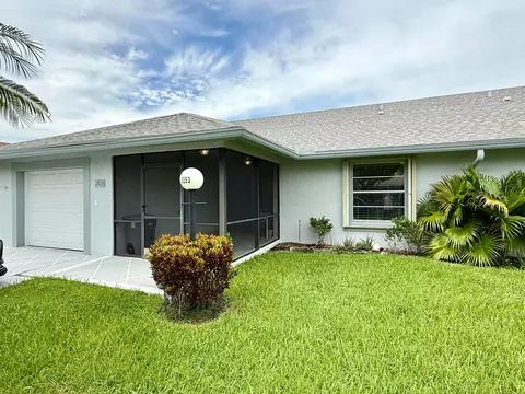 5253 Crystal Anne Dr, West Palm Beach, FL 33417