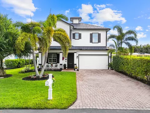 405 SE Coconut Ave, Stuart, FL 34996