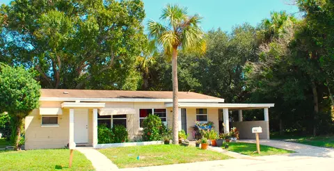 512 S 6th St, Fort Pierce, FL 34950