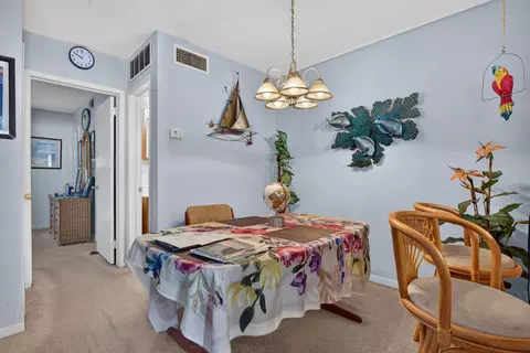 Dining - 39 NE Th St Ne 39 St, Lighthouse Point, FL 33064 photo 1 of 3