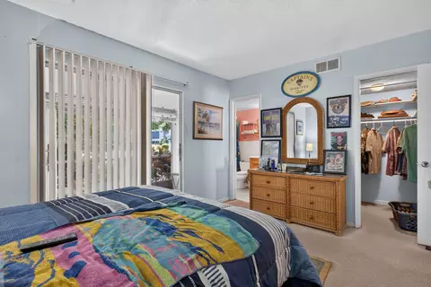 Bedroom - 39 NE Th St Ne 39 St, Lighthouse Point, FL 33064 photo 2 of 2