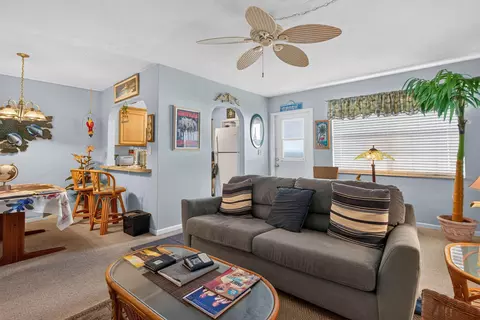 Living - 39 NE Th St Ne 39 St, Lighthouse Point, FL 33064 photo 1 of 3
