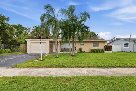 831 NW 43rd Ave, Coconut Creek, FL 33066