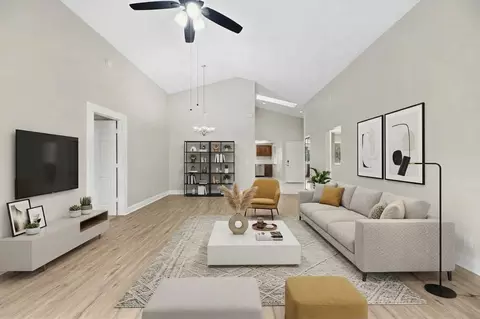 Living - 6294 Leslie St, Jupiter, FL 33458 photo 1 of 3