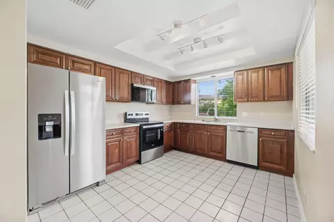 Kitchen - 6294 Leslie St, Jupiter, FL 33458 photo 3 of 3