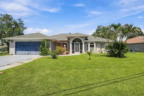 2801 SE Hutchings Ave, Port Saint Lucie, FL 34952