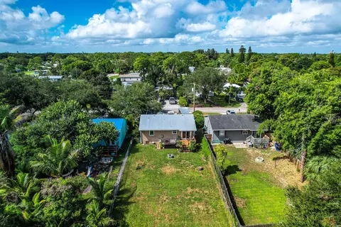 View/Area - 5275 SE Horizon Ave, Stuart, FL 34997 photo 8 of 15