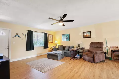 Living - 5275 SE Horizon Ave, Stuart, FL 34997 photo 1 of 2