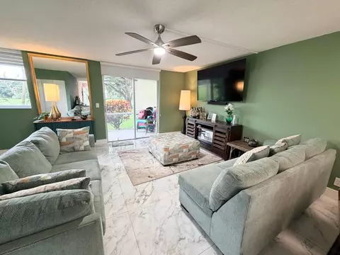 6161 NW 2nd Ave #123, Boca Raton, FL 33487