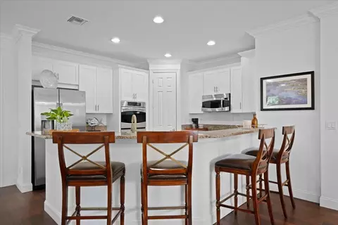 Kitchen - 128 Umbrella Pl, Jupiter, FL 33458 photo 1 of 4