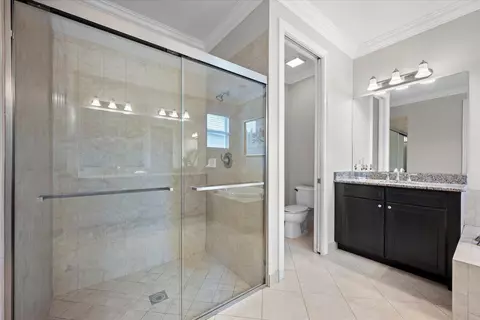 Bath - 128 Umbrella Pl, Jupiter, FL 33458 photo 4 of 4
