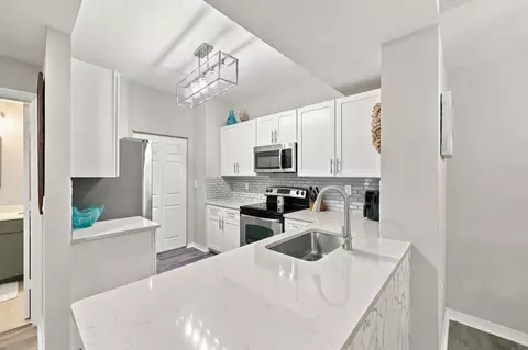 4905 Midtown Ln #2112, Palm Beach Gardens, FL 33418