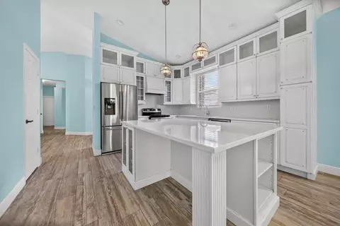 Kitchen - 1559 SE Tidewater Pl, Stuart, FL 34997 photo 1 of 2