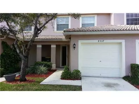 8537 W Southgate Shores Cir E, Tamarac, FL 33321