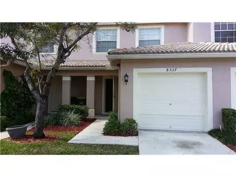 8537 W Southgate Shores Cir E, Tamarac, FL 33321