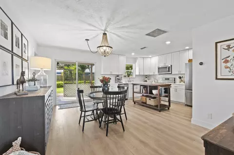 Dining - 1964 SE Lafayette St, Stuart, FL 34997 photo 4 of 4