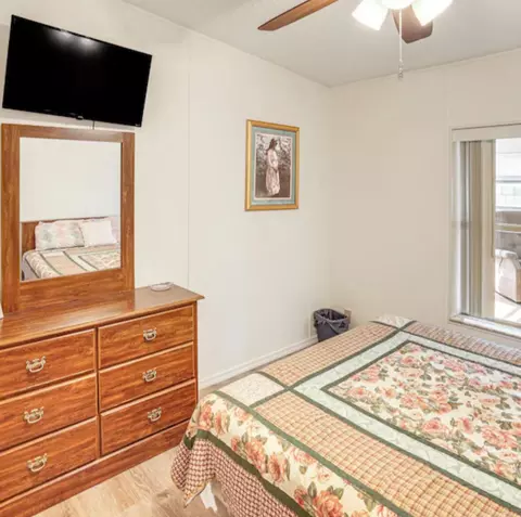 Bedroom - 2128 SE 32nd St, Okeechobee, FL 34974 photo 1 of 6