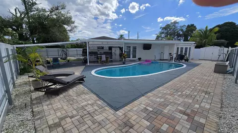 268 Holly Dr, West Palm Beach, FL 33415