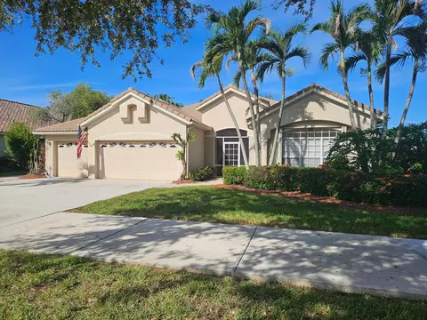 909 SW Lake Charles Cir, Port Saint Lucie, FL 34986