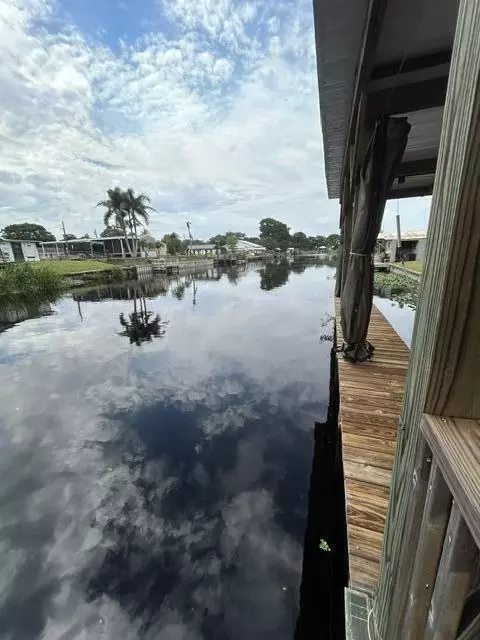 View/Area - 3108 SE 27th St, Okeechobee, FL 34974 photo 2 of 2