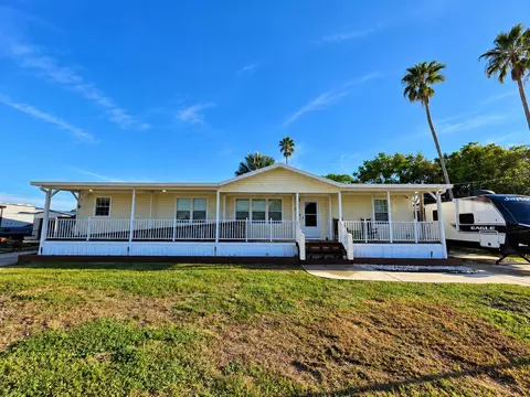 1836 SE 32nd St, Okeechobee, FL 34974