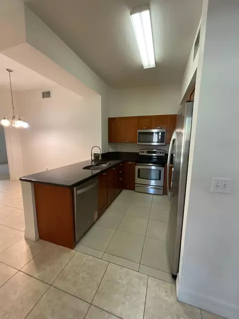 58 SE Palermo Ct #101, Stuart, FL 34994 photo 6