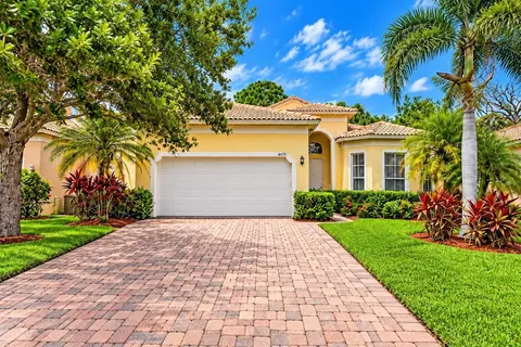 6128 Spring Lake Ter, Fort Pierce, FL 34951