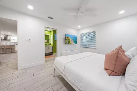 Bedroom - 570 N Dover Rd, Tequesta, FL 33469 photo 1 of 3