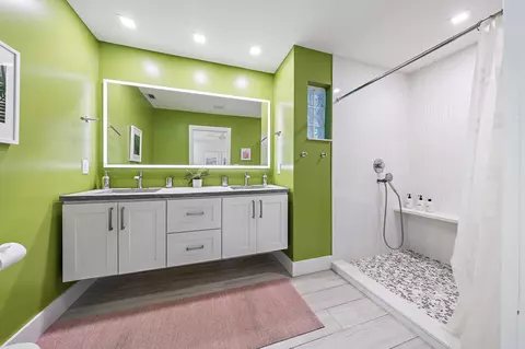 Bath - 570 N Dover Rd, Tequesta, FL 33469 photo 1 of 3