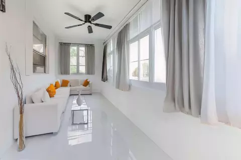 2401 NW 41st Ave #101, Lauderhill, FL 33313