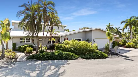 2108 NE 24th St, Wilton Manors, FL 33305