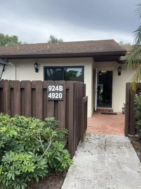 4920 Sable Pine Cir #B, West Palm Beach, FL 33417