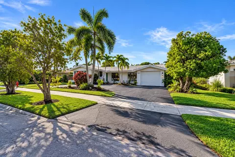 2050 NE 59th Pl, Fort Lauderdale, FL 33308