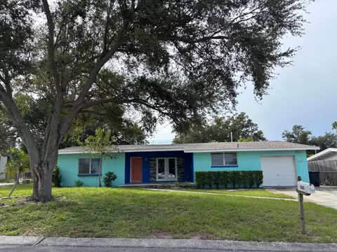 1541 Bonair St, Clearwater, FL 33755