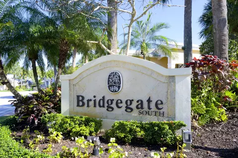 View/Area - 17080 Crossgate Dr, Jupiter, FL 33477 photo 3 of 9