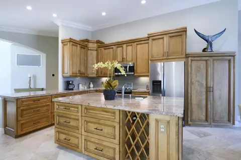 Kitchen - 17080 Crossgate Dr, Jupiter, FL 33477 photo 2 of 2