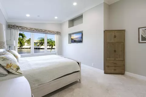Bedroom - 17080 Crossgate Dr, Jupiter, FL 33477 photo 2 of 4