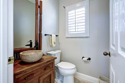 Bath - 17080 Crossgate Dr, Jupiter, FL 33477 photo 2 of 3