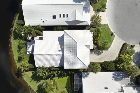 View/Area - 17080 Crossgate Dr, Jupiter, FL 33477 photo 7 of 9