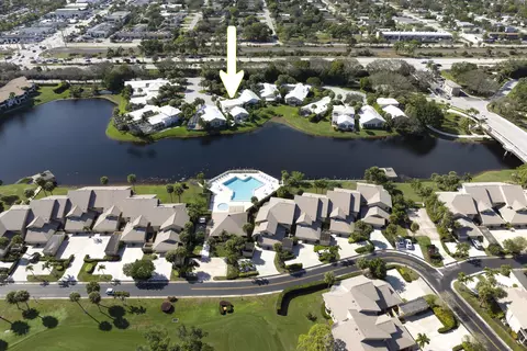 View/Area - 17080 Crossgate Dr, Jupiter, FL 33477 photo 4 of 9