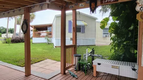 Exterior - 1012 Perch St, Okeechobee, FL 34974 photo 16 of 27