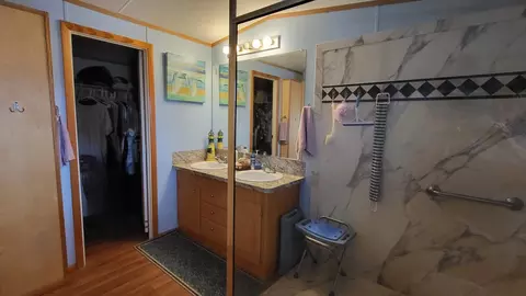 Bath - 1012 Perch St, Okeechobee, FL 34974 photo 4 of 5