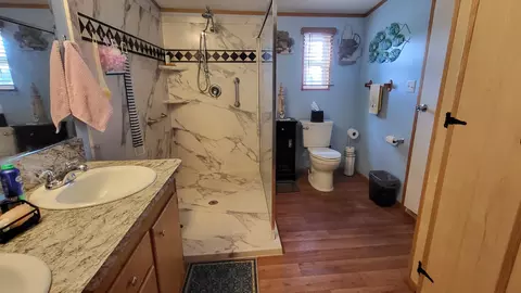 Bath - 1012 Perch St, Okeechobee, FL 34974 photo 2 of 5